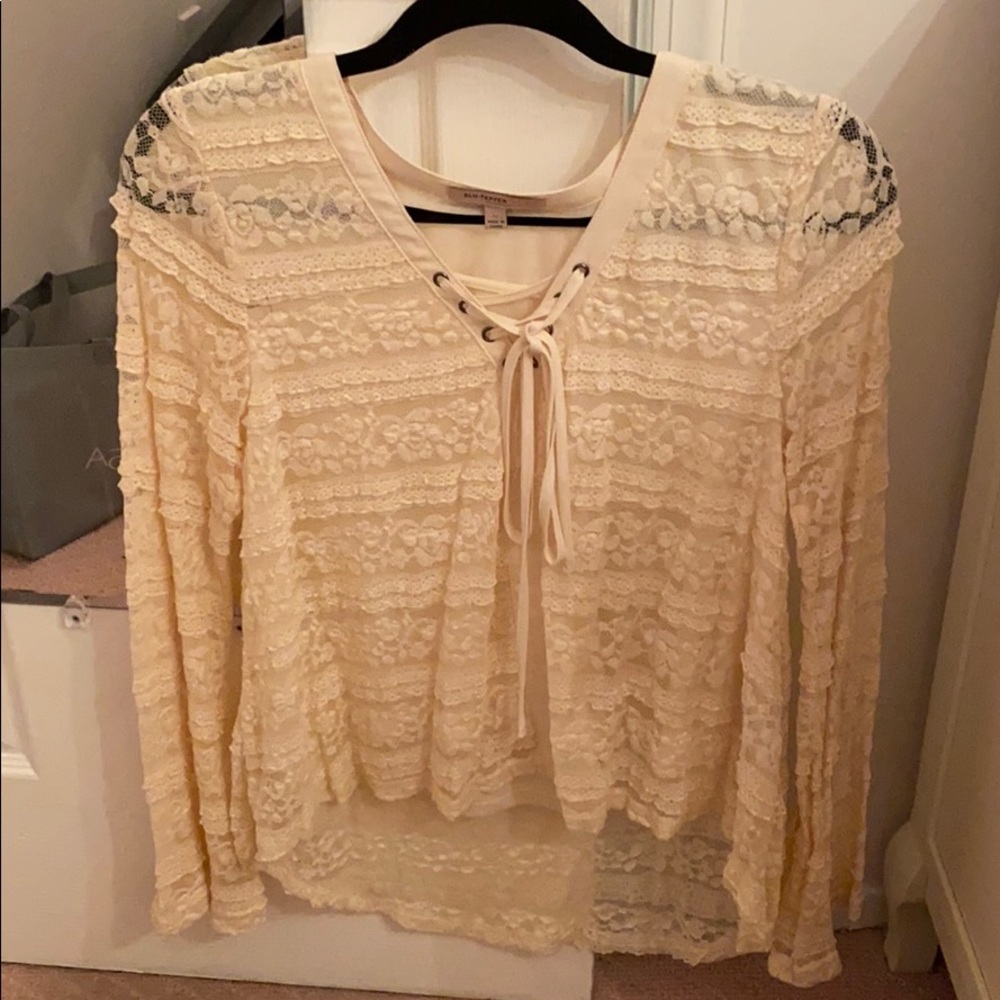 CREAM LACE LONG SLEEVE